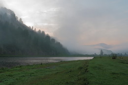 Туманная перспектива / Горная Шория Раннее утро 5-44, обильная роса и густой туман