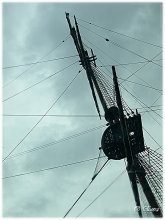 Under the sky of Holland. / Holland the country of colors, but also the country of remarkable seafarers.