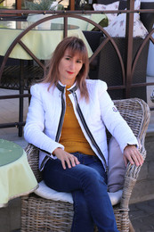 &nbsp; / в кафе