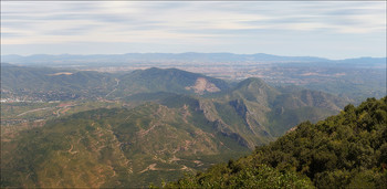 В горах Монтсеррат / Горы Монтсеррат, Испания