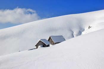 Снега, снега... / Сильные морозы и глубокие снега в Карпатах