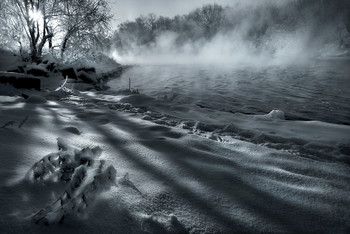Морозный закат на реке... / ***