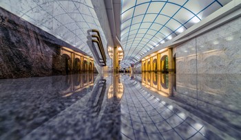 Метро. / Петербургский метрополитен является самым глубоким в мире по средней глубине залегания станций. Многие станции имеют оригинальное архитектурно-художественное оформление, 8 станций признаны объектами культурного наследия.