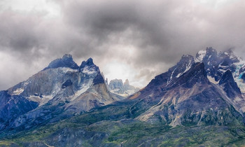 Голубые скалы / Национальный парк Torres del Paine (Голубые скалы), Чили.