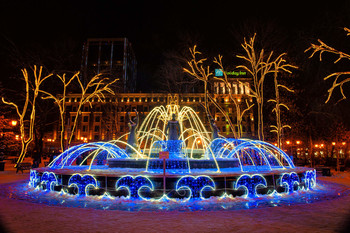 Зимняя сказка / Зима,фонтан,скоро новый год!