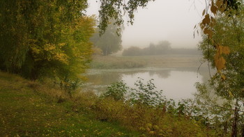 У озера . / Осенний пейзаж у озера . Этюд.