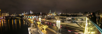 Москва / Вид праздничной Москвы с Парящего моста