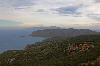 Побережье Эгейского моря / Родос, вид на Эгейское море из крепости Монолитос.