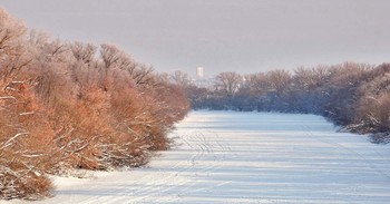 Зимняя Ока с заиндевелыми берегами / Зимняя Ока с заиндевелыми берегами