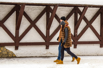 В ботинках цвета &quot;танго&quot;... / Полоцк. Зима, снег, а люди гуляют по улицам и скверам, получают удовольствие...