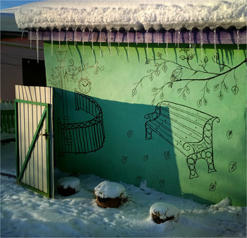 Морозная прогулка до лавочки / редким январским солнцем
