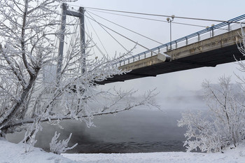 Виноградовский мост / Вантовый мост носит название &quot;Виноградовский&quot;, он пешеходный и позволяет пройти на остров &quot;Татышев&quot; через протоку реки Енисей, в Красноярске.