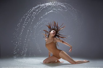 AQUA-Gymnastics / Модель: Alisa Astafieva 
Фотостудия &quot;АкваЛайт&quot;