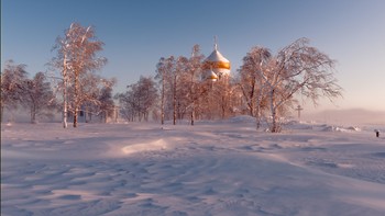 В утреннем свете / ................