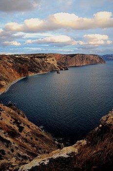 * Под облаками" / ***