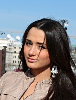 Прохожая / ***