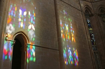 Солнечный не зайчик / Солнечный день за окнами собора. Монастырь Баталья, Португалия.