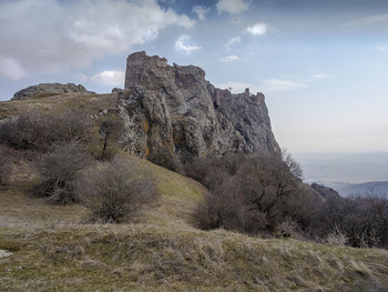 остатки былого величия / крепость в окрестностях Тбилиси