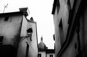 &nbsp; / Купол базили́ки Сакре́-Кёр на Монмартре .Париж