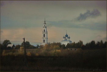 &nbsp; / Успенская церковь из села Тетеринское, построенная в 1724 г. Изящная 62-метровая колокольня возведена по проекту И.И. Маричелли, уроженца Турина, работавшего в России в 1792-1822 гг. Вероятно, это единственная сохранившаяся его постройка.