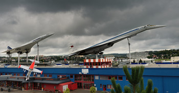 Прерванный полёт... / Музея техники в немецком Зинсхайме - один из двух главных экспонатов этого музея: сверхзвуковой лайнер Ту-144. Второй главный экспонат - его англо-французский &quot;собрат&quot; Конкорд (Concorde)