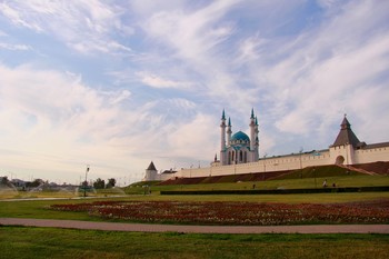 Городские маршруты / Расписное небо над Казанским Кремлем