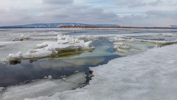 Волга в марте / 23 марта 2019. 
г.Самара, р.Волга.