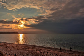 Рыбалка во время заката / Крым,Севастополь