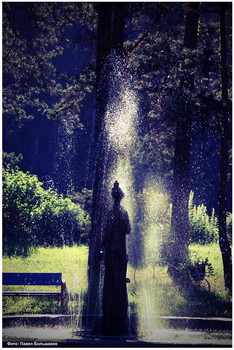 Призраки весны / Весенний парк в Екатеринбурге...