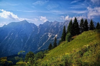 &nbsp; / Панорамная Высокогорная дорога. Проходит по национальному парку Berchtesgaden на границе Германии и Австрии