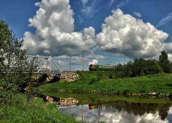 Железнодорожная пятница / Мост через речку Славянка. Санкт-Петербург. Рыбацкое