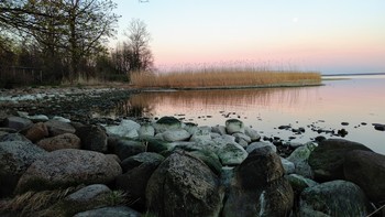 Закат . / Берег Калининградского залива, остатки замка Фишхаузен.