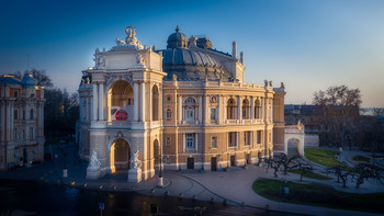 Odessa opera house / Одесса, утро, холодно, дрон )