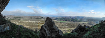 Панорама из Пещерного Города / Крым. Пещерный город Тепе-Кермен