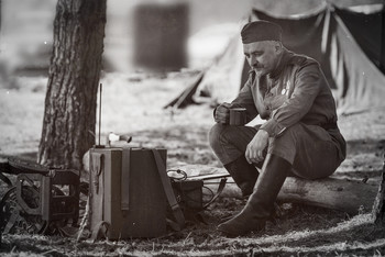 Минуты отдыха / Весна сорок пятого. Род связи