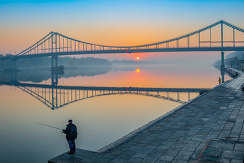 Утренняя тишина / Утренняя рыбалка возле Пешеходного моста