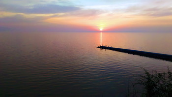 Дотянуться до заката / Проводы уходящего дня в Анапе.