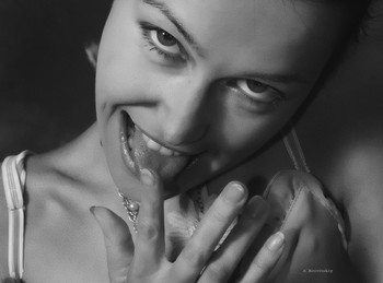 Alexander Krivitskiy / portrait,girl,studio,female,woman,profile,nose,chin,mouth,lips,eyes,skin,