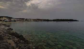 Хмурый вечер / Греческие сюжеты.