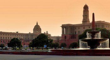 Президентский дворец в Дели / Президентский дворец в Дели на заходе солнца