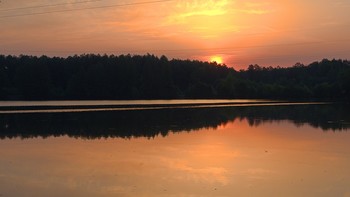 Восход солнца / утро на озере