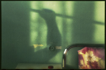 &nbsp; / Описывать фото словами??? Может ещё объяснять смысл анекдотов?