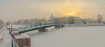 Утренний снегопад на Фонтанке. / Петербург. Январь 2019.