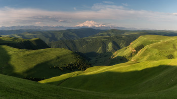 &nbsp; / Классический рассвет на Кавказе. Фото снято с плато Шатджатмаз.