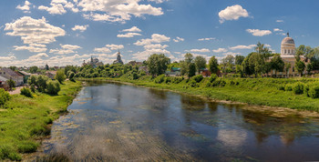 Река Тверца, город Торжок / ***