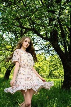 Платье Крис / модель Кристина Шишова
визаж и локоны Людмила Танковская