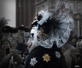 Paint it black / из серии &quot;Венецианский карнавал&quot;