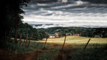 Деревенская пастораль... / Деревня, видите ли!.. Да там один воздух чего стоит! Утром окно откроешь — как, скажи, обмоет тебя всего. Хоть пей его — до того свежий да запашистый, травами разными пахнет, цветами разными...
Василий Макарович Шукшин. Чудик