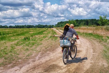 дорога домой / Возвращение домой с рыбалки..Тяжела ты,рыбацкая ноша..