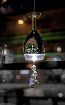 Лампа. Интерьер московского кафе. / Жаль, этого кафе уже нет...